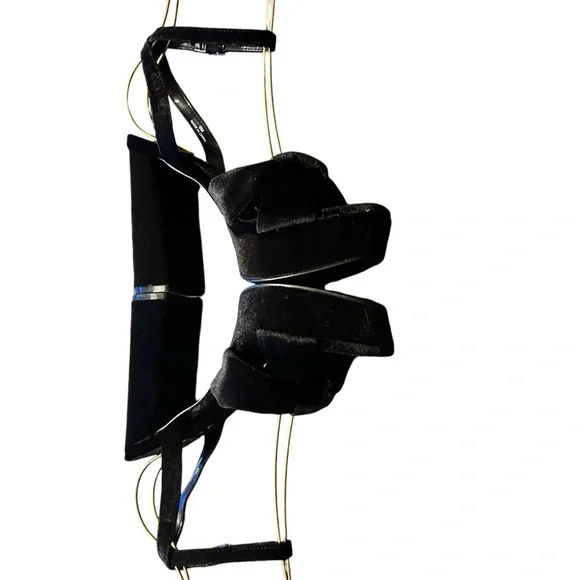 Aqua Lory Black Velvet Heels Size 6 - Picture 9 of 11